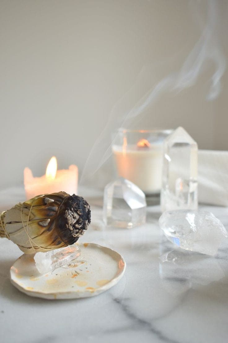 Soins énergétiques à Cassis - Massages bien-être et soins énergétiques Ajnaia